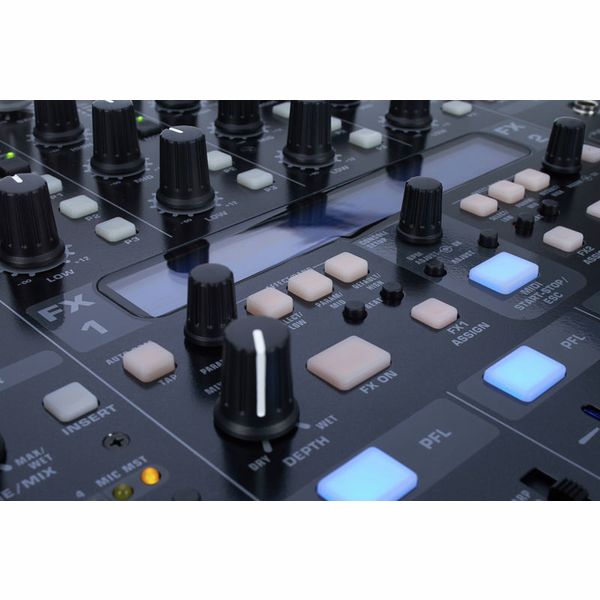Détail vue 6 — Behringer DDM 4000 Bundle II