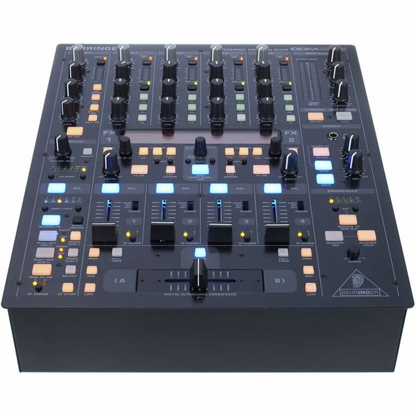 Détail vue 2 — Behringer DDM 4000 Bundle