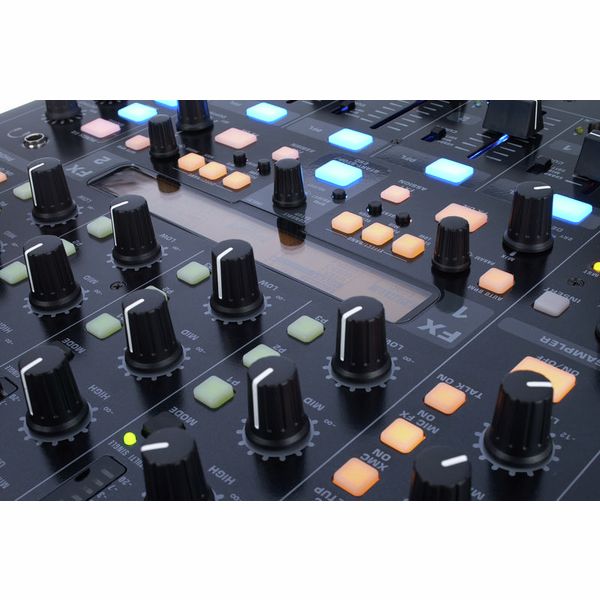 Détail vue 6 — Behringer DDM 4000 Bundle