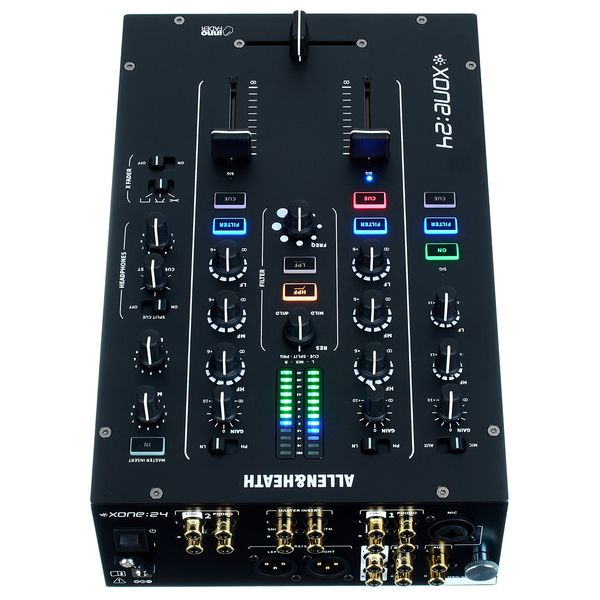 Détail vue 3 — Allen & Heath Xone 24 Case Bundle