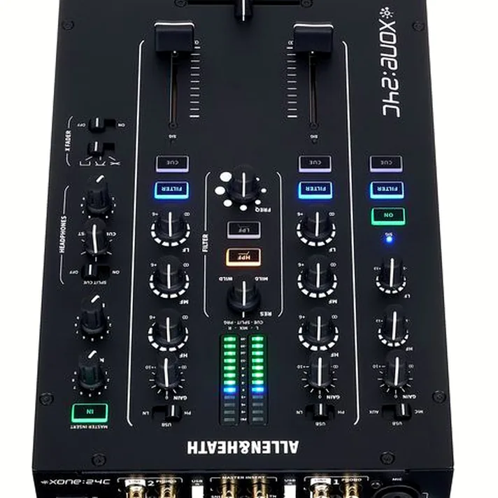 Détail vue 3 — Allen & Heath Xone 24C Case Bundle
