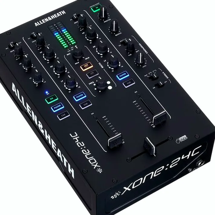Détail vue 4 — Allen & Heath Xone 24C Case Bundle