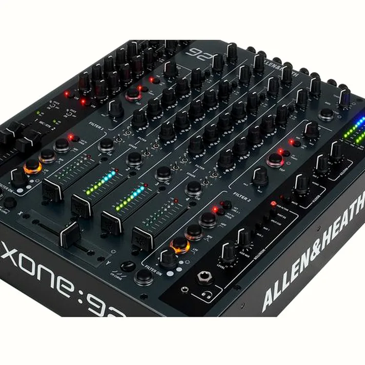 Détail vue 8 — Allen & Heath Xone:92 MK2 Inlay Case Bundle