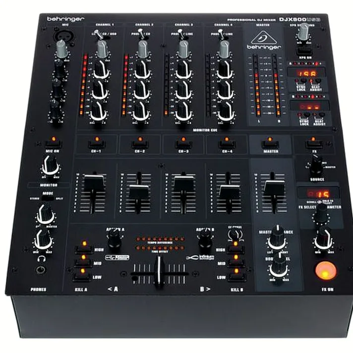 Détail vue 2 — Behringer DJX900USB