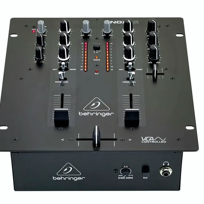 Détail vue 1 — Behringer NOX101 DJ-Mixer