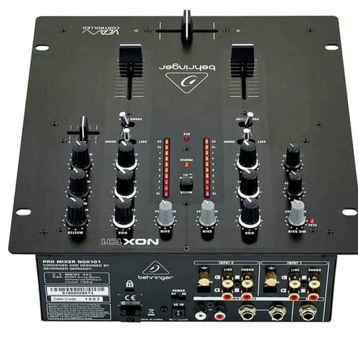 Détail vue 3 — Behringer NOX101 DJ-Mixer