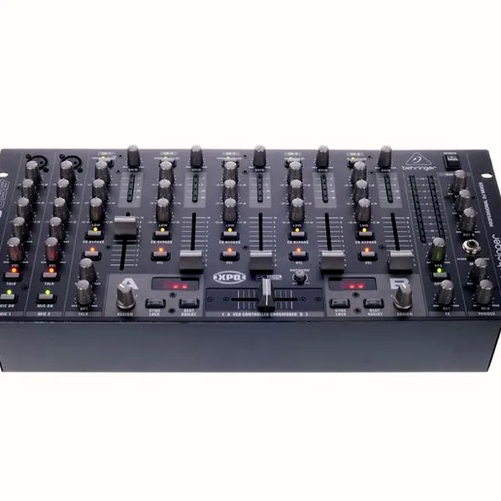 Détail vue 2 — Behringer VMX1000 USB