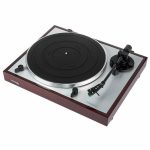 Test Thorens TD 402 DD noyer: platine vinyle à entraînement direct